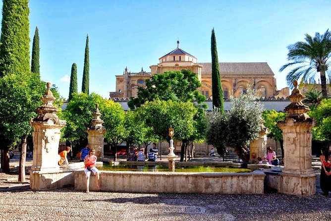 Mosque-Cathedral of Córdoba Guided Tour With Priority Access Ticket - Tour Schedule and Meeting Point