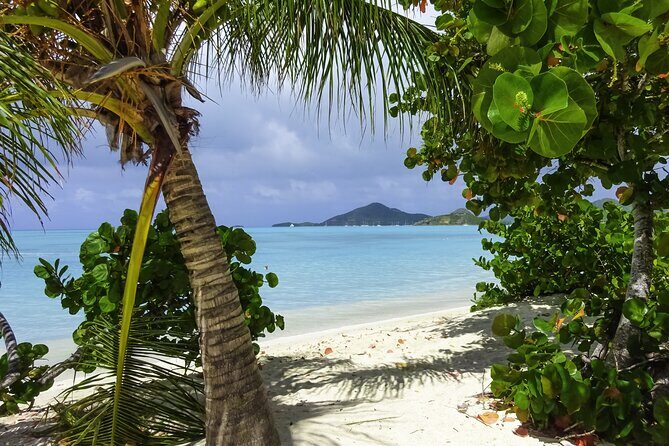 Most Beautiful Beaches of Antigua: Valley-Jolly or Fort-Dickenson - Most Beautiful Beaches of Antigua: Valley-Jolly or Fort-Dickenson — A Full Look