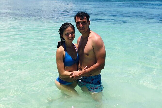 Most Beautiful Beaches of Antigua: Valley-Jolly or Fort-Dickenson - FAQ  