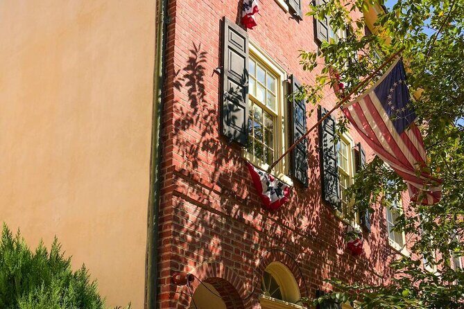 Most Charming Colonial Walking Tour: Society Hill + Old City - Who Should Consider This Tour?