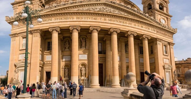 Mosta: City Highlights Tour with Buffet Lunch - Savoring Maltese Flavors: The Buffet Lunch