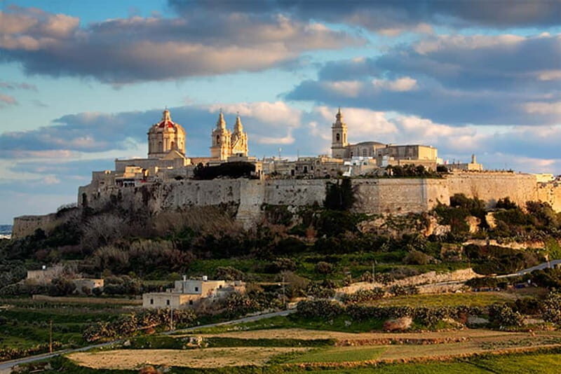 Mosta, Crafts Village, Mdina & Valletta Full-Day inc Platter - Exploring Malta in a Day: A Practical Guide to the Mosta, Crafts Village, Mdina & Valletta Tour
