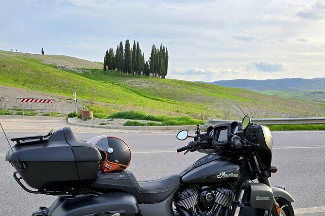 Motorcycle tour through the secret emotions of Tuscany - Key Points