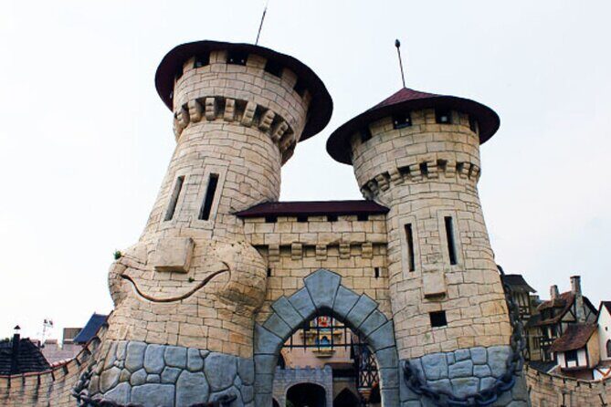 Moulin Rouge Round-Trip Private Transfer from Paris - Pricing & Value: Is It Worth It?