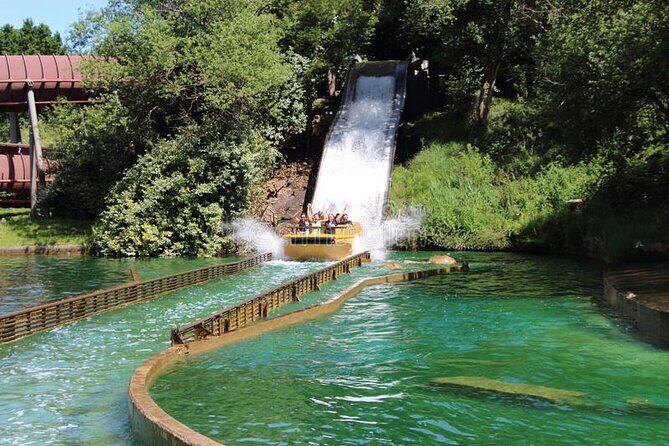 Moulin Rouge Round-Trip Private Transfer from Paris - The Sum Up