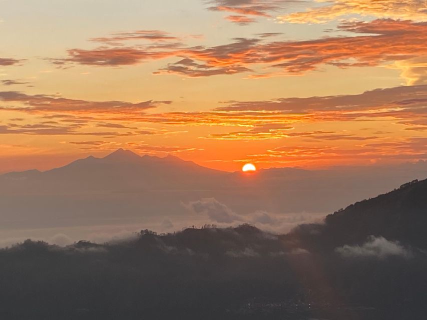 Mount Batur Sunrise Climbing With Professional Guide - Key Points