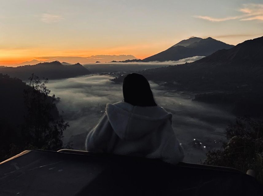 Mount Batur: Sunset/Sunrise 4WD Jeep Tour With Photographer - Mount Batur Visit
