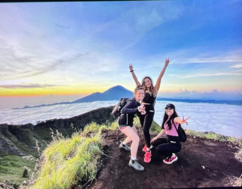 Mount Batur Trekking With Breakfast and Natural Hot Spring - Experience Highlights