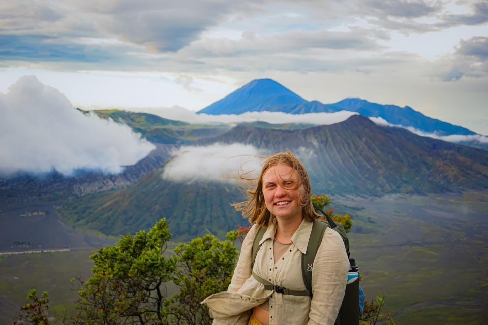 Mount Bromo Sunrise Depart Midnight 12 Hours From Surabaya - Inclusions