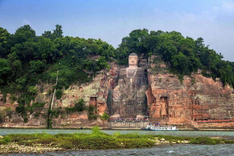 Mount Emei and Leshan Giant Buddha Two-Day Private Tour - An In-Depth Look at the Tour Experience  