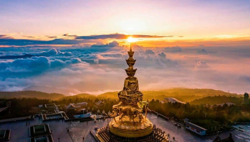 Mount Emei: Experience Natural Beauty and Buddhist Culture - Who Will Enjoy This Tour?