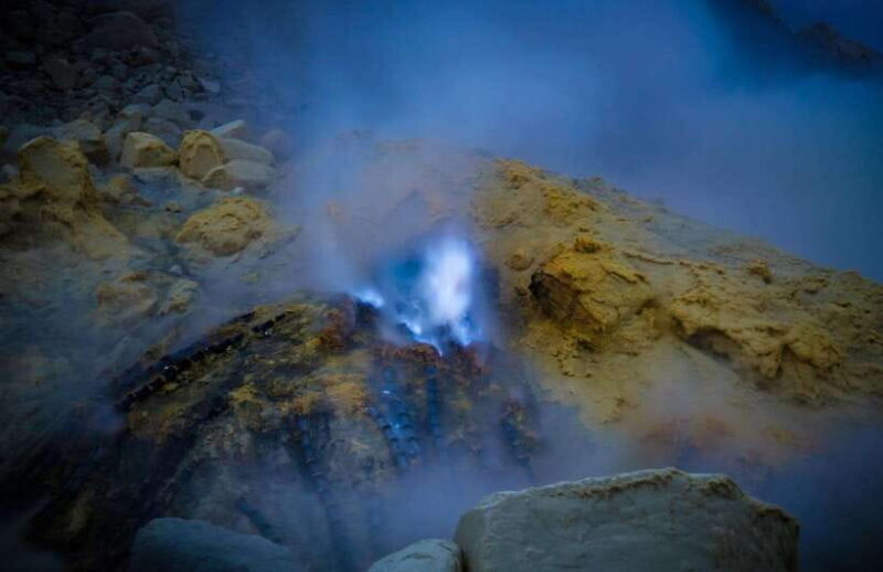 Mount Ijen Blue Fire & Crater Hike with Local Guide - FAQ