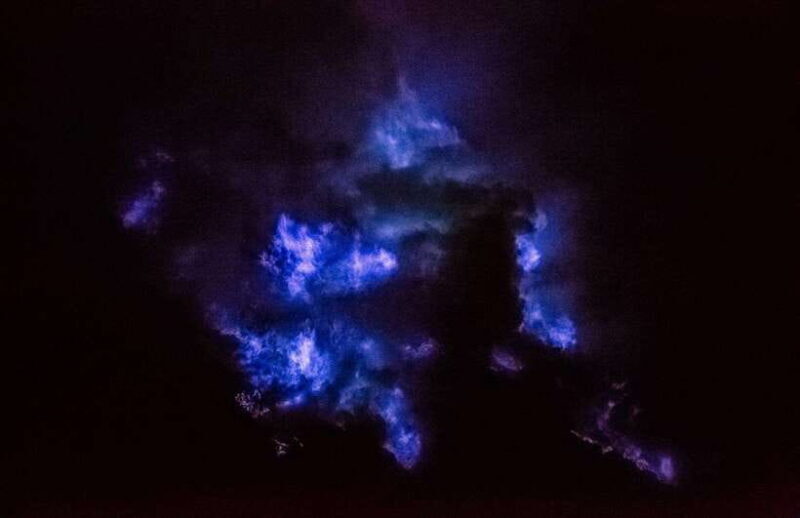 Mount Ijen Tour from Bali:Experience the majestic blue fire - The Descent and Return Journey