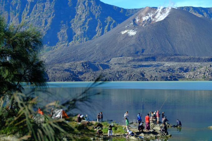 Mount Rinjani: 3-Day Trek to Summit, Lake and Hot Spring - Frequently Asked Questions