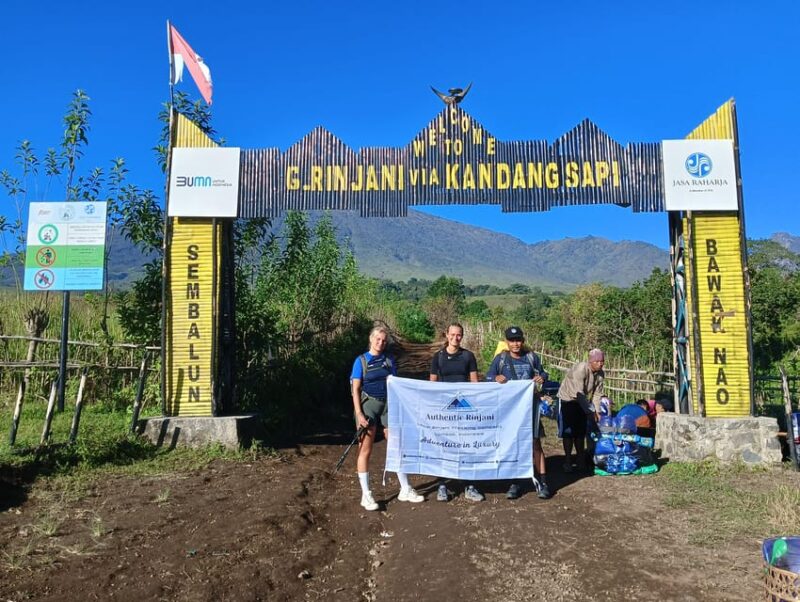 Mount Rinjani 3 Days 2 Nights Summit & Lake Trek - Transportation and Accommodation