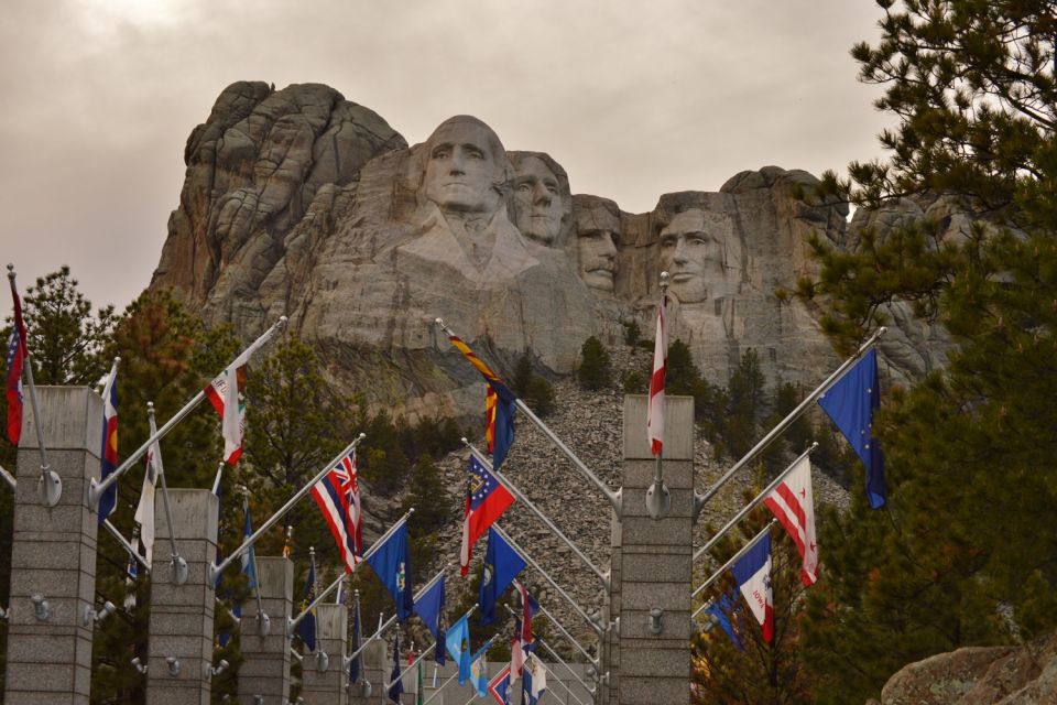 Mount Rushmore: Self-Guided Tour With Smartphone App - Accessing the Self-Guided Tour