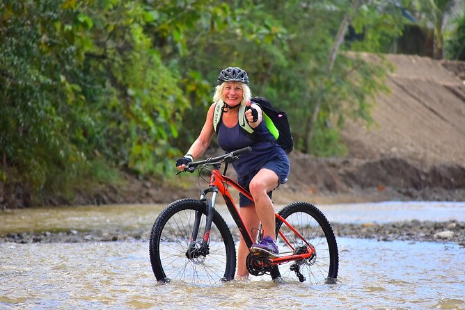Mountain Bike Adventure + Waterfalls in Jaco Beach - Included Equipment and Refreshments