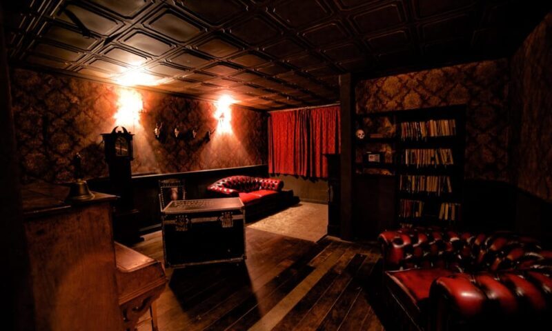 moviESCAPE Stockport Haunted House II escape room game - Final Thoughts: Who Is It For?