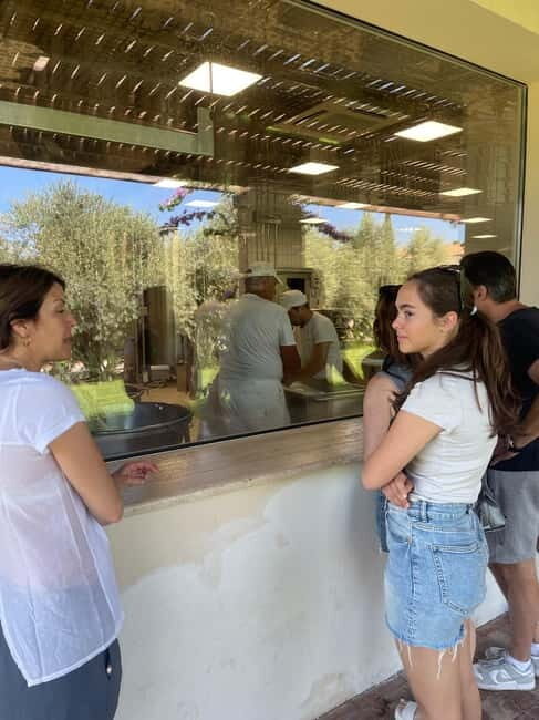 Mozzarella Experience: Tour + Lunch in Paestum's dairy - FAQ