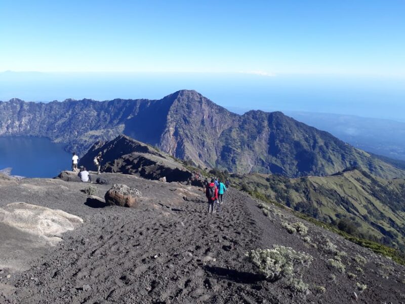 Mt. Rinjani 2-Day Crater or Summit Hike With Porter Service - Inclusions and Equipment