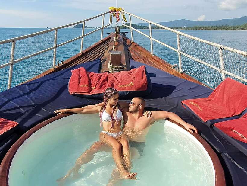 Mu Ko Ang Thong: Private Day Charter in Classic Thai Yacht - Tour Highlights and Activities