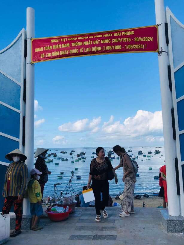 Mui Ne: Sunrise or Sunset Jeep Tour & Quad Bike With Driver - Whats Included and Excluded