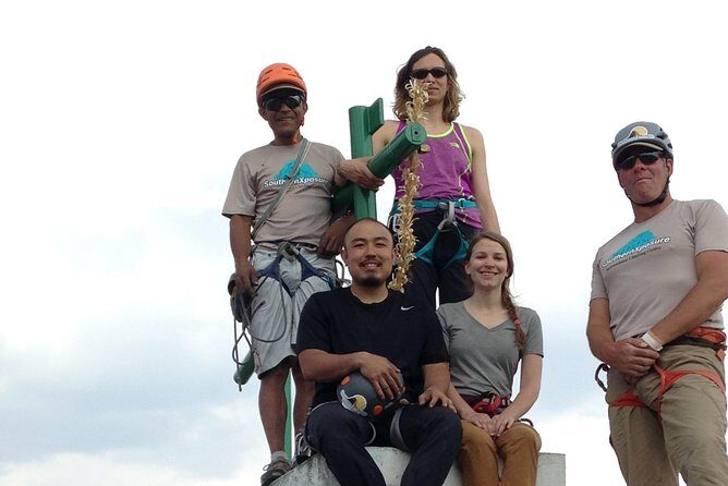 Multi-pitch or Single Pitch Climbing at Peña de Bernal - Multi-pitch or Single Pitch Climbing at Peña de Bernal: An Insider’s Look  