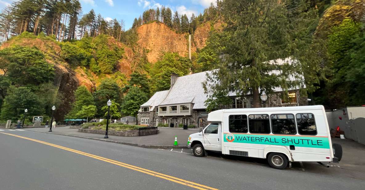 Multnomah Falls: Gorge-Ous Sunset Waterfall Tour (3.5 Hours) - Sunset Experience