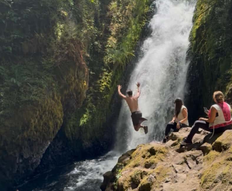 Multnomah Falls: Sunset Guided Tour to Five Waterfalls - Who Would Love This Tour?