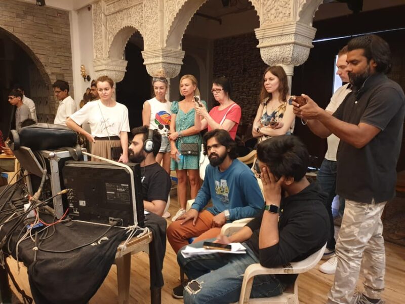 Mumbai: Bollywood Studio Tour With Live Dance Show - Customer Reviews and Feedback