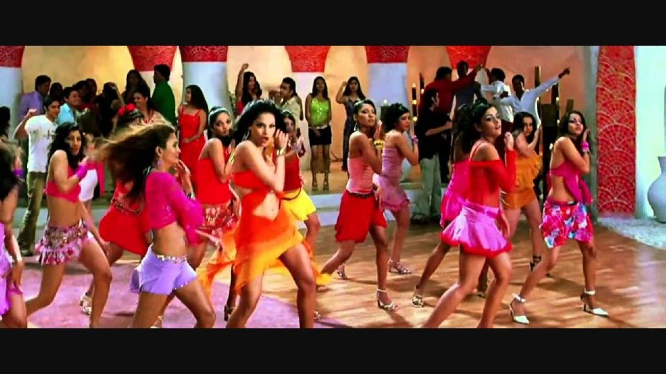 Mumbai Bollywood Tour - Professional Guidance Provided