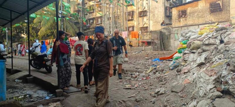 Mumbai: Dhobi Ghat Laundry and Dharavi Slum Tour With Local - Local Insights and Perspectives