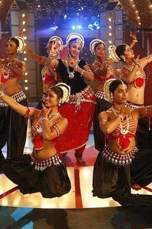 MUMBAI HALF DAY BOLLYWOOD TOUR - Tour Overview and Details