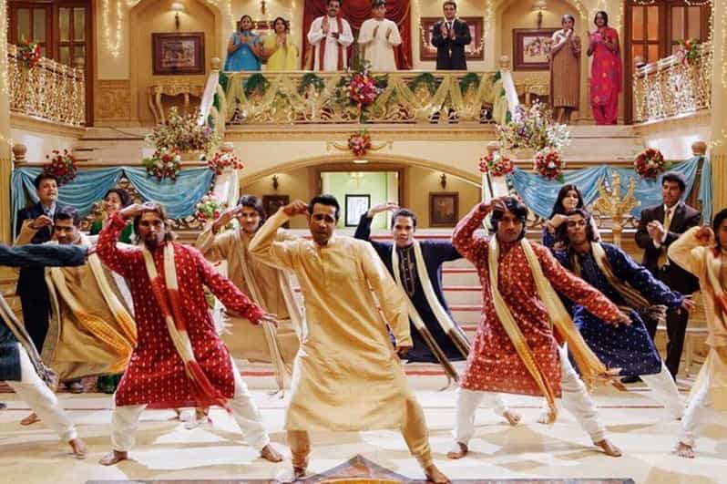 MUMBAI HALF DAY BOLLYWOOD TOUR - Bollywood Industry Insights