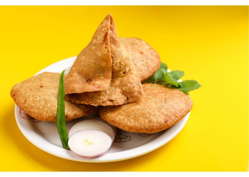 Mumbai Street Food Crawl (2 Hours Guided Food Tasting Tour) - Key Points