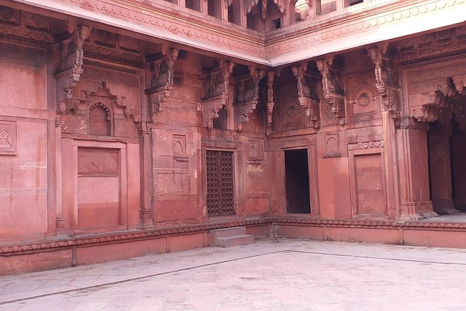 Mumbai to Agra Same Day Taj Mahal Trip With Return Flights - Inclusions and Benefits