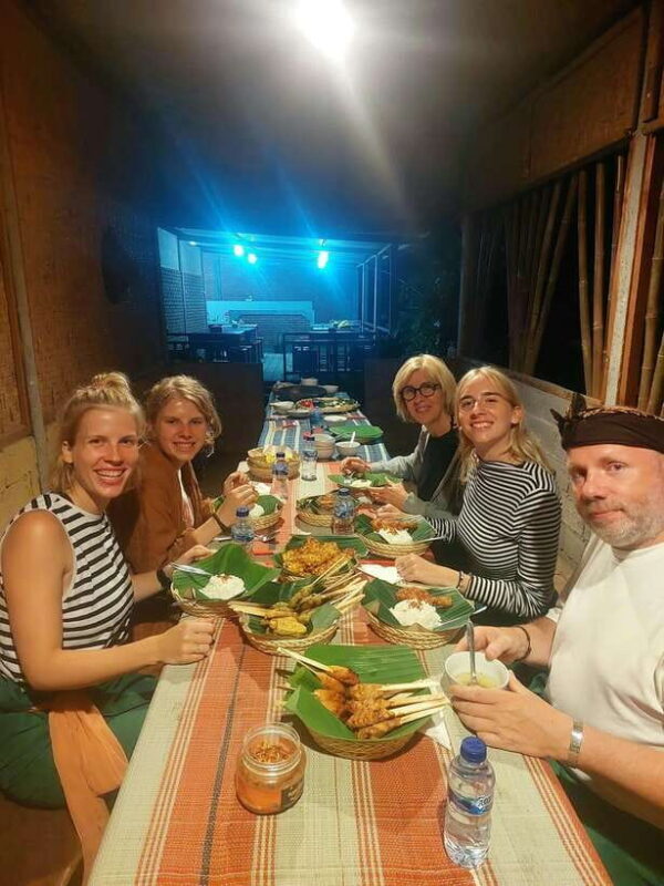 Munduk: Balinese Cooking Class with Dinner at a Local Home - An In-Depth Look at the Munduk Cooking Experience