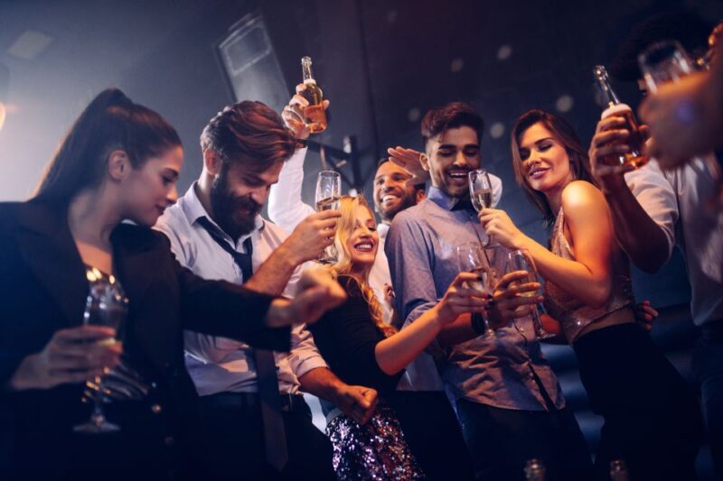 Munich Bachelor(ette) Party with Night PubCrawl - Key Points