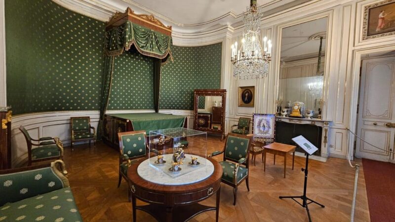 Munich: Guided Tour of Nymphenburg Palace and Park in German - Customer Feedback and Ratings