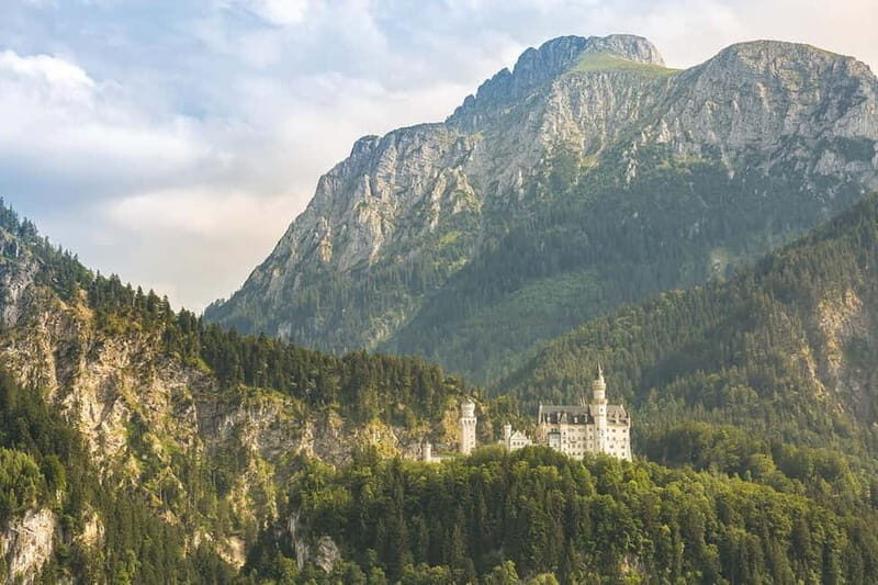 Munich: Neuschwanstein & Linderhof Private Tour & Lunch - The Journey Begins: From Munich to Bavaria’s Royal Highlights