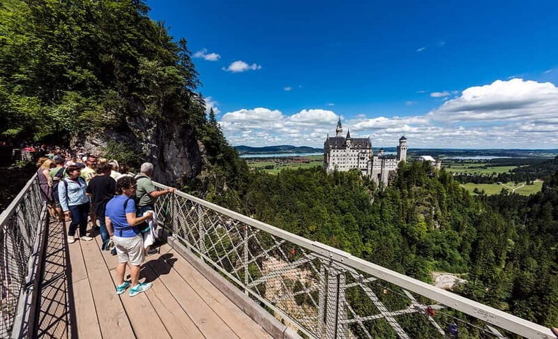 Munich: Neuschwanstein & Linderhof Private Tour & Lunch - Considerations & Tips