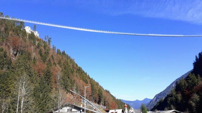 Munich: Neuschwanstein Private Guided Tour Packages - Best Time to Visit Neuschwanstein