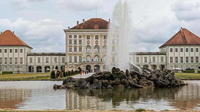 Munich: Nymphenburg Palace Guided Tour with an Architect - Key Points