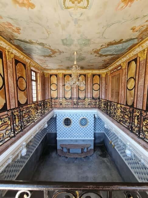 Munich: Nymphenburg Palace Guided Tour with an Architect - In The Sum Up