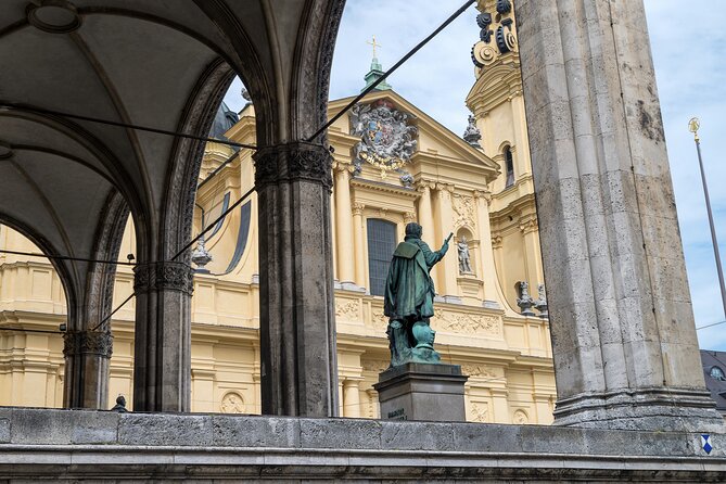 Munich Private City Bike Tour and English Garden - Traveler Experience Highlights