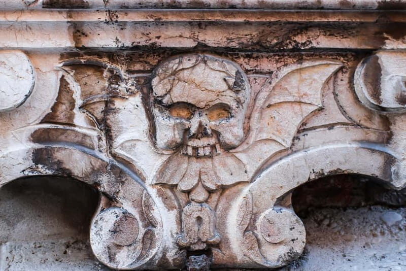 Munich: Raven Black Witches and Executioners Walking Tour - Summary: Who Will Enjoy This Tour?