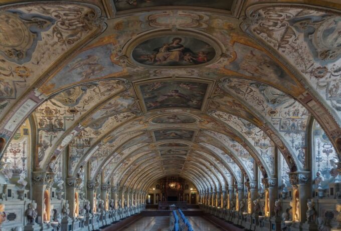 Munich Residenz: Outdoor Escape Game - Tips for a Great Experience