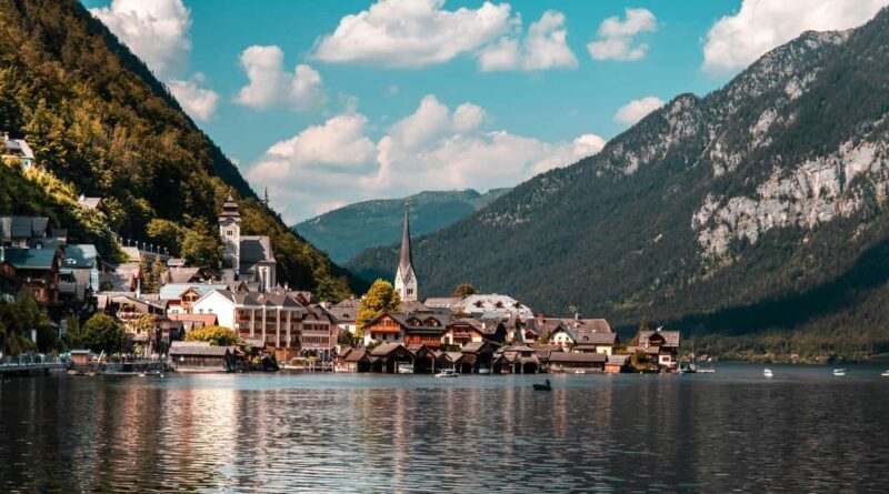 Munich: Salzburg & Hallstatt Alpine Adventure , day trip - FAQs