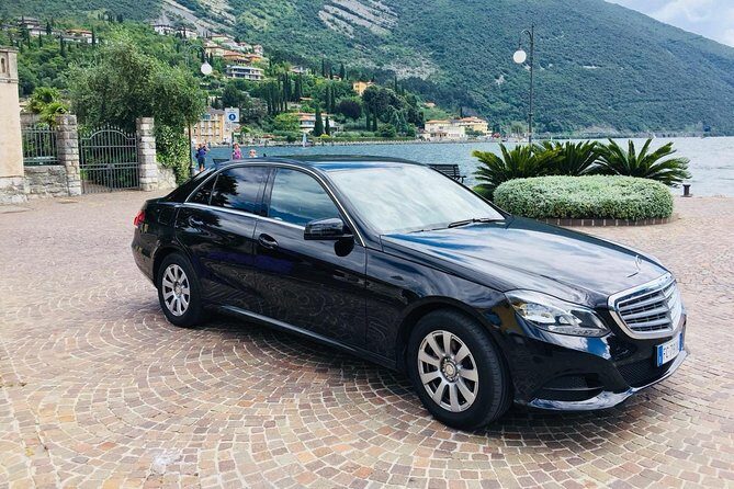 Munich to Munich Airport (MUC) - Departure Private Transfer - Who Should Consider This Service?