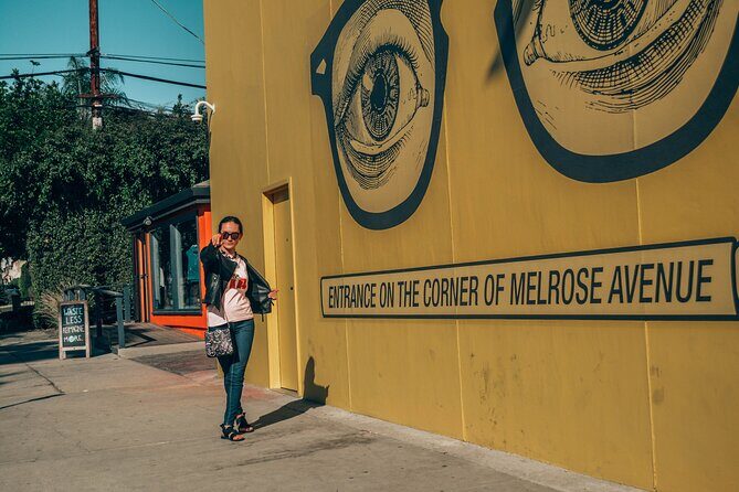 Murals and Graffiti Photoshoot - Posh Melrose with a Photographer in Los Angeles - The Sum Up